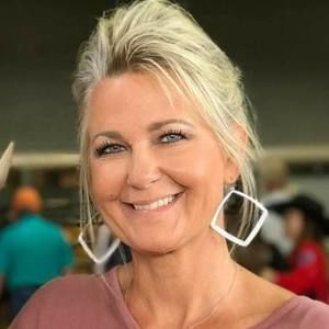 Meet your Posher, Tina koon